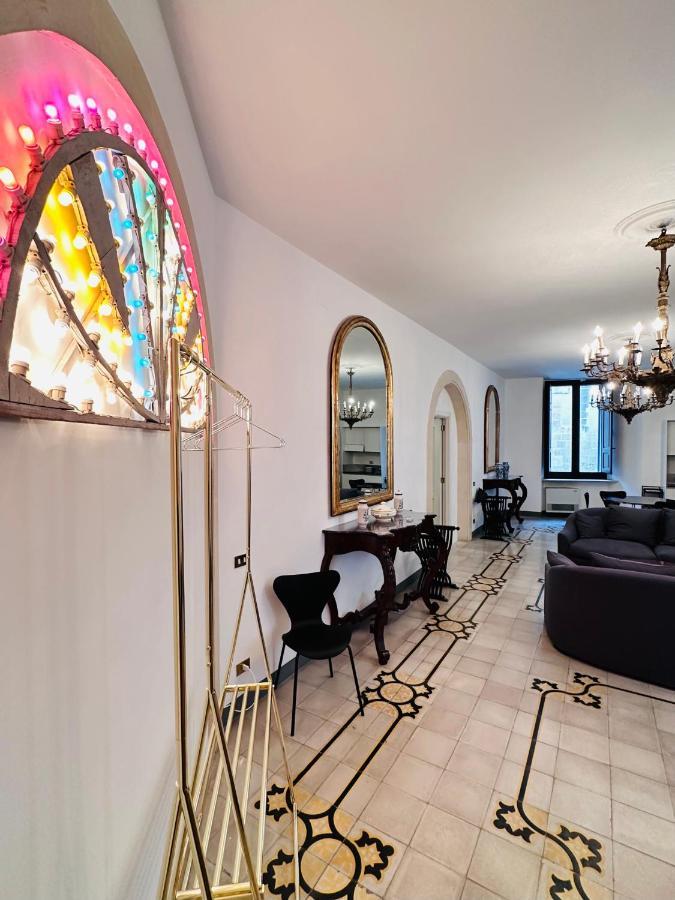 Elegante Appartamento Nel Cuore Del Barocco Lecce Exterior foto